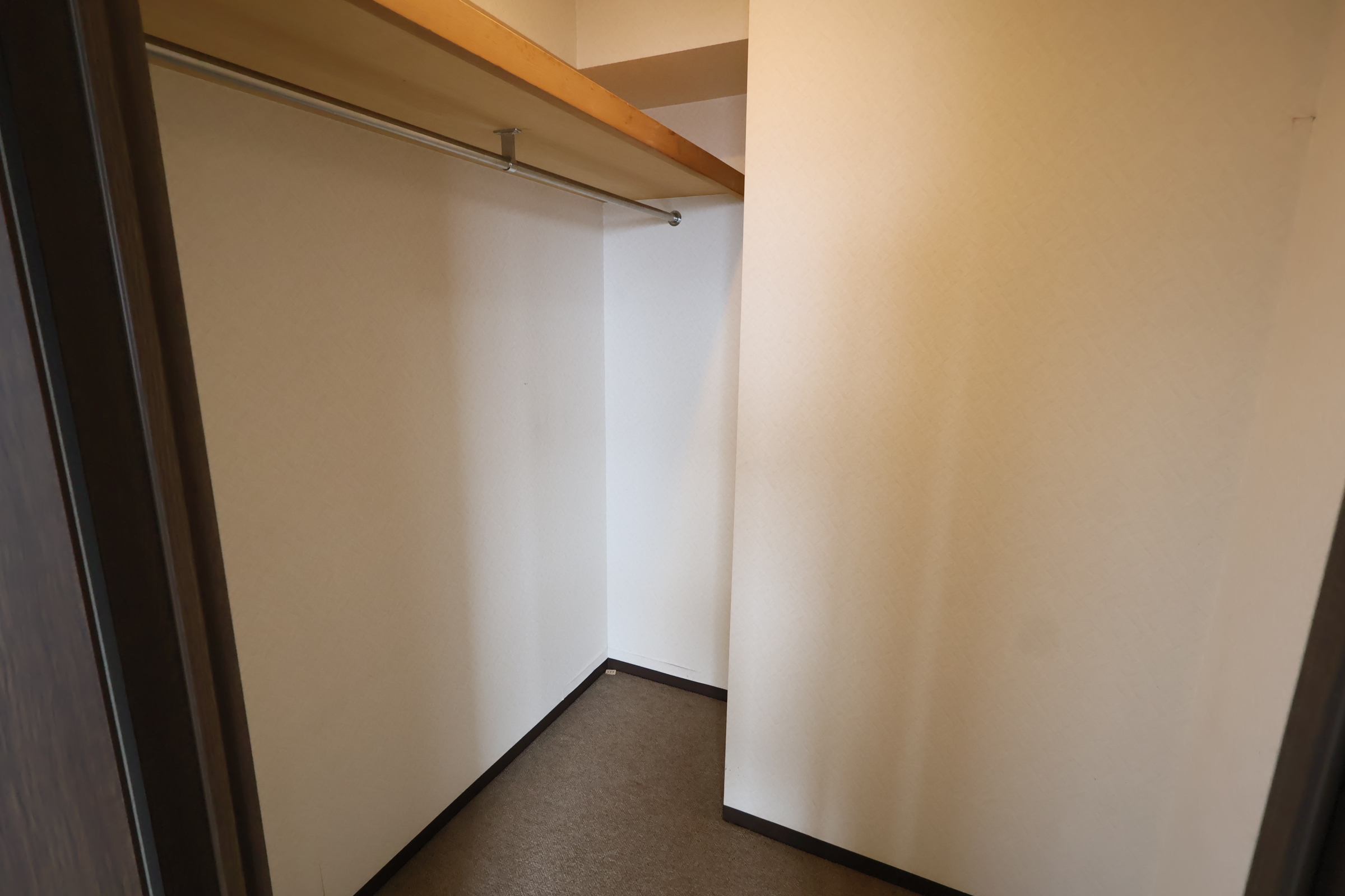 収納　ウォークインクローゼット