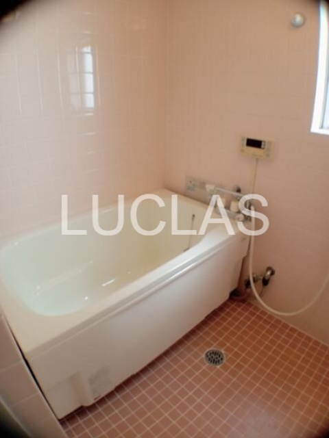 バス・シャワールーム　浴室も付いており、日々の疲れを癒します♪