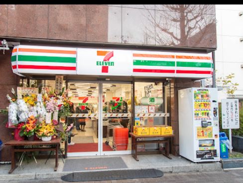 コンビニ　セブンイレブン 東陽2丁目サンヒダカ店（コンビニ）まで137m