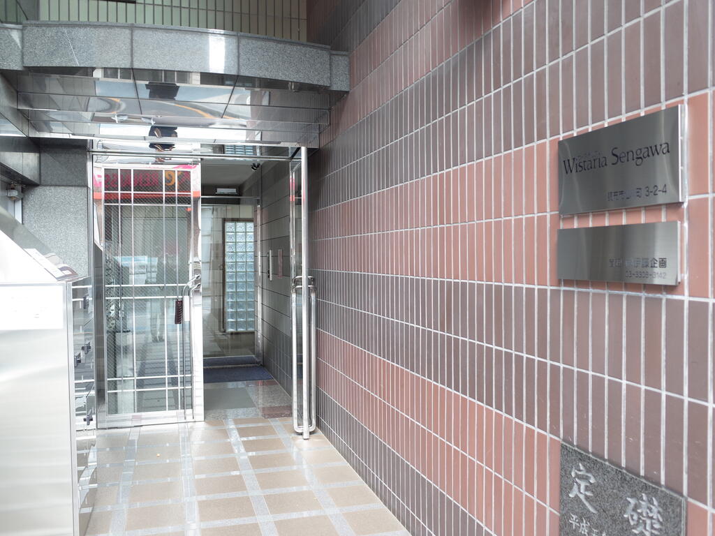 エントランス　エントランス