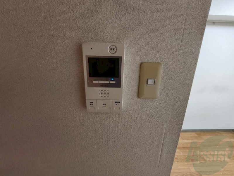 その他設備　ＴＶモニター付インターホンです。来客者の顔が見えるので安心！