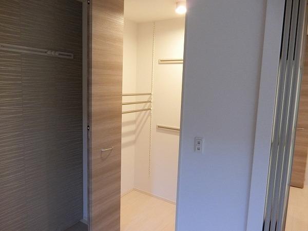 収納　ワンステップクローゼット！