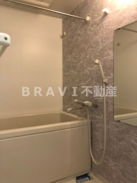 バス・シャワールーム　【S-RESIDENCE谷町五丁目】浴室乾燥機付きのお風呂で
