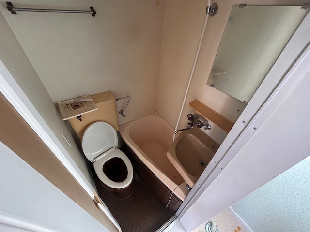 バス・シャワールーム