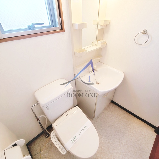 洗面設備　独立洗面台です。