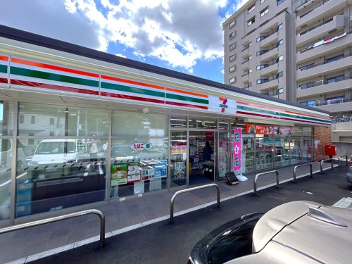 コンビニ　セブンイレブン 仙台通町2丁目店（コンビニ）まで898m