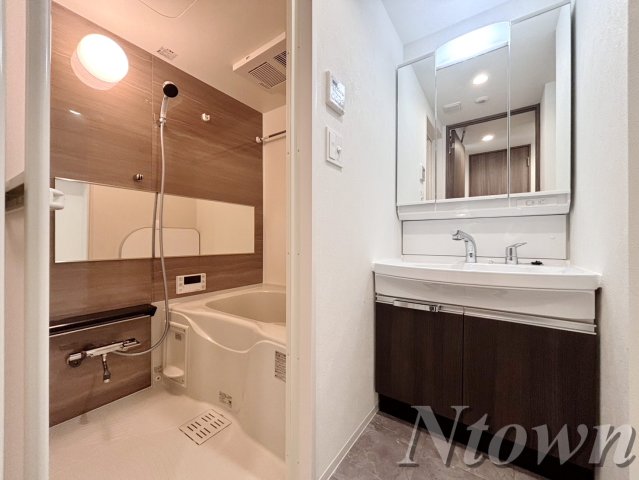 洗面設備　洗面所です