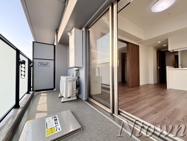 バルコニー　外からの目が気にならないバルコニーで洗濯物が干せます