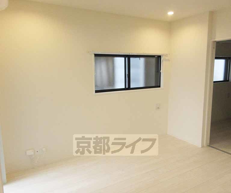 居室・リビング　広々快適空間です・