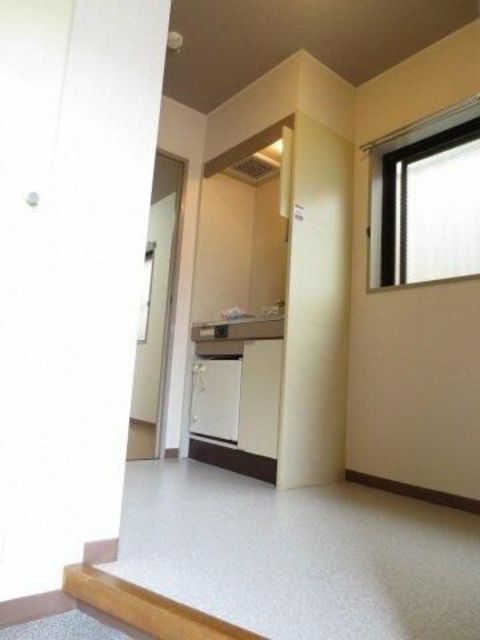 玄関　※同物件別号室（イメージ）