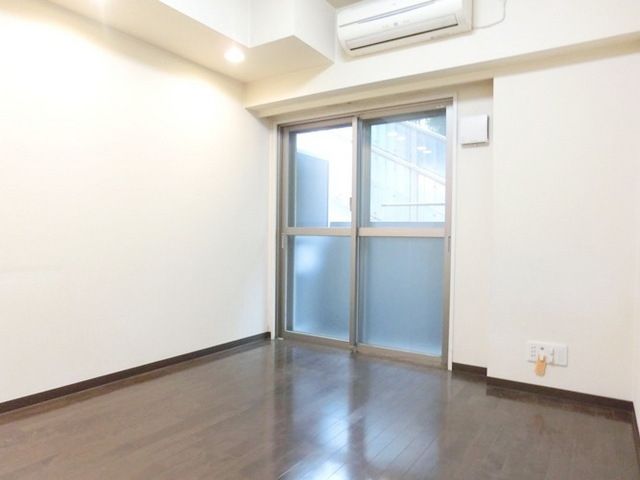 居室・リビング　★明るい洋室★