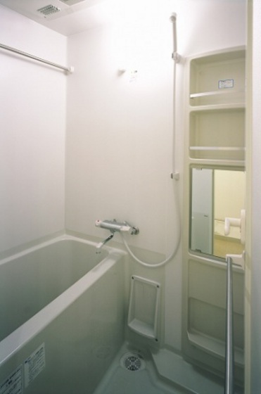 バス・シャワールーム　他号室のお写真です