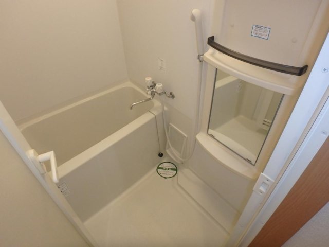 バス・シャワールーム　バスルーム