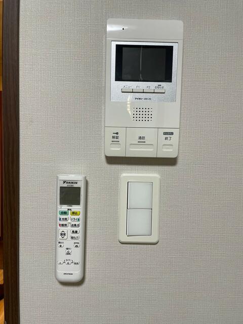 セキュリティ　?モニター付きインターホン