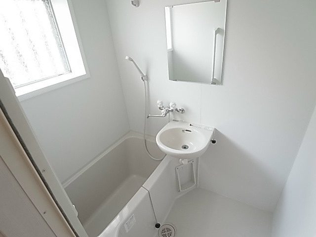 バス・シャワールーム　同一物件参考写真