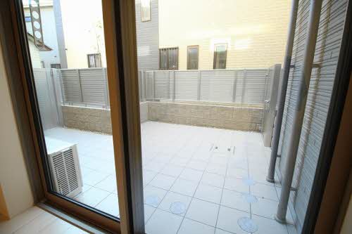 バルコニー　南東向き