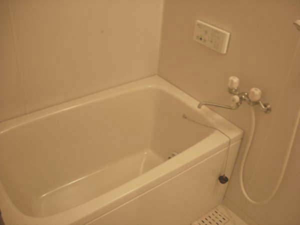 バス・シャワールーム　日々の暮らしに欠かせないお風呂です