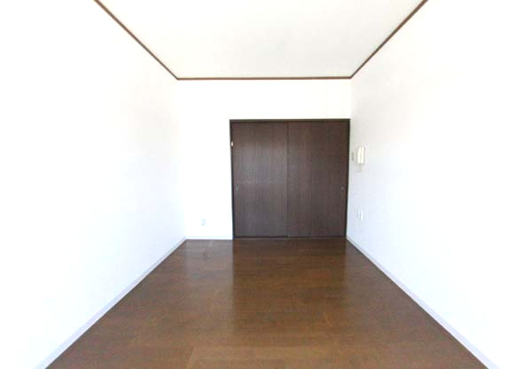 その他　ゆったりした洋室です