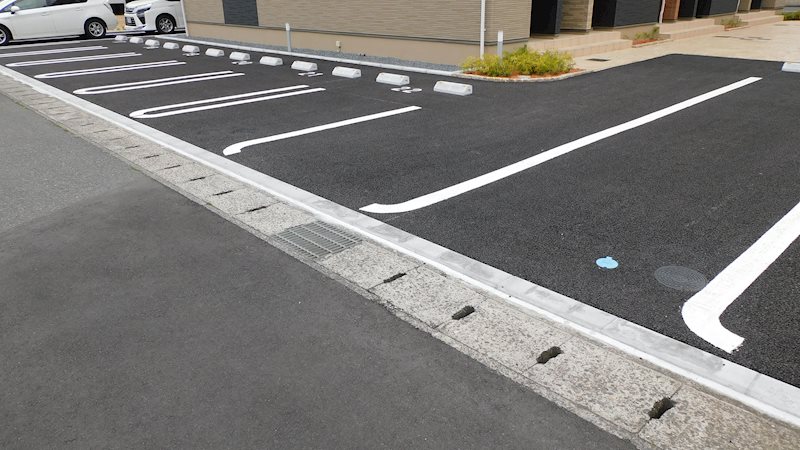 駐車場　駐車場