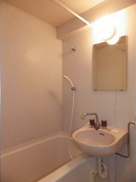 バス・シャワールーム　バス