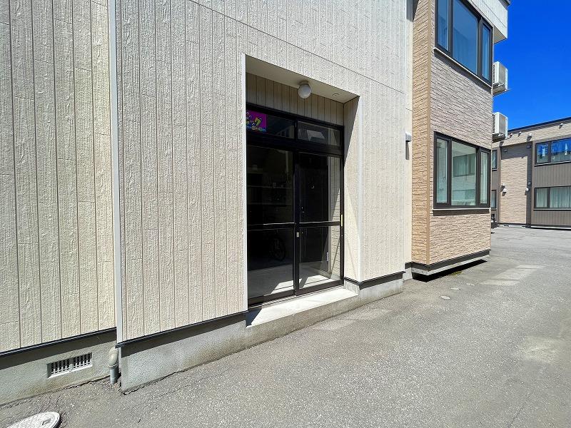 エントランス　エントランス