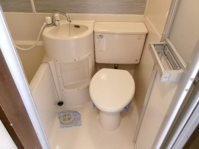 トイレ　★お部屋探しは株式会社タウンハウジング東京まで★