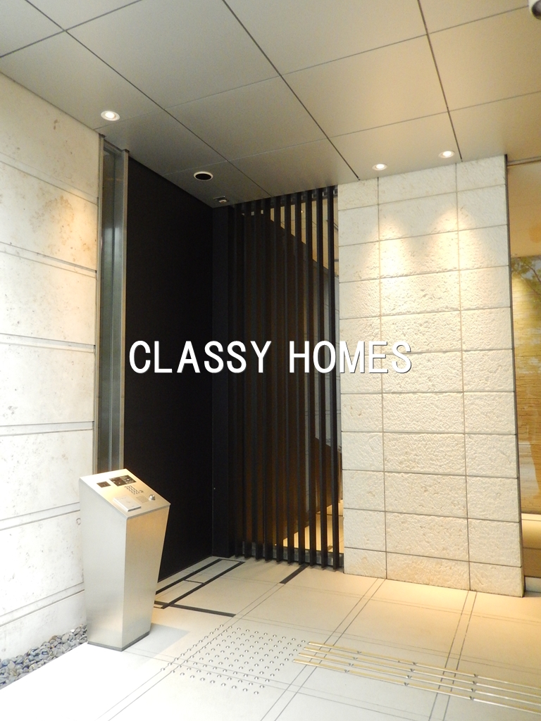 エントランス　2011年竣工　パークアクシス御成門：エントランス