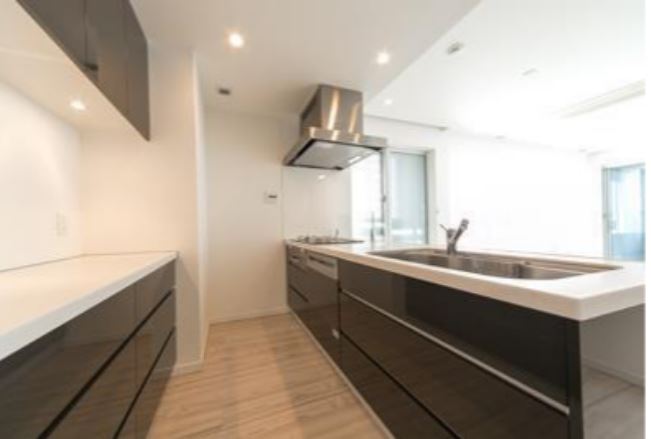 キッチン　2011年竣工　パークアクシス御成門：キッチン