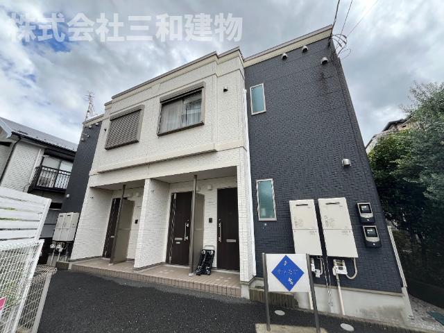 建物外観　外観写真（昼）