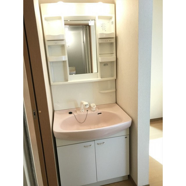 洗面設備　シャンプードレッサー