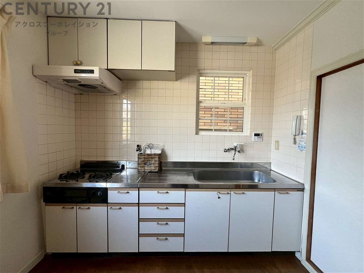 キッチン　ガスコンロ付で機能的なキッチンです！