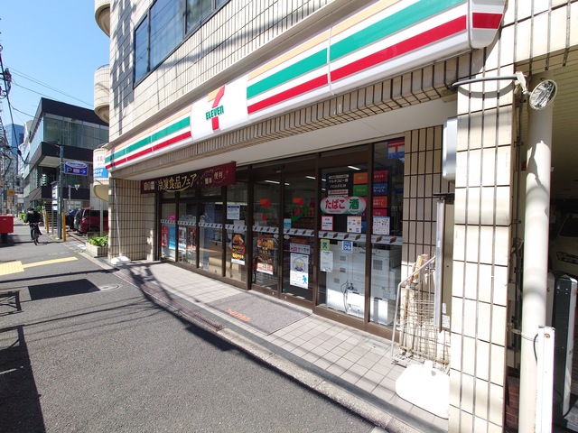 コンビニ　セブンイレブン渋谷神宮前2丁目西店（コンビニ）まで140m