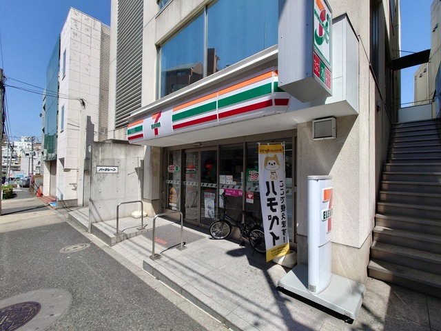 コンビニ　セブンイレブン神宮外苑西店（コンビニ）まで286m