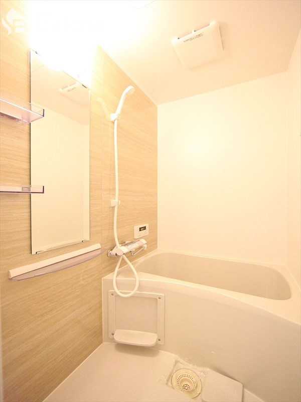 バス・シャワールーム　バスルーム