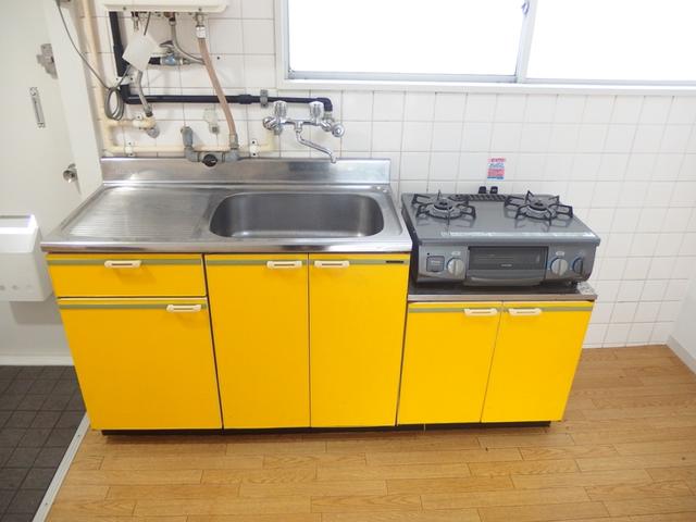 キッチン　※別部屋参考写真