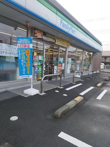 コンビニ　ファミリーマート長泉鮎壺北店（コンビニ）まで884m