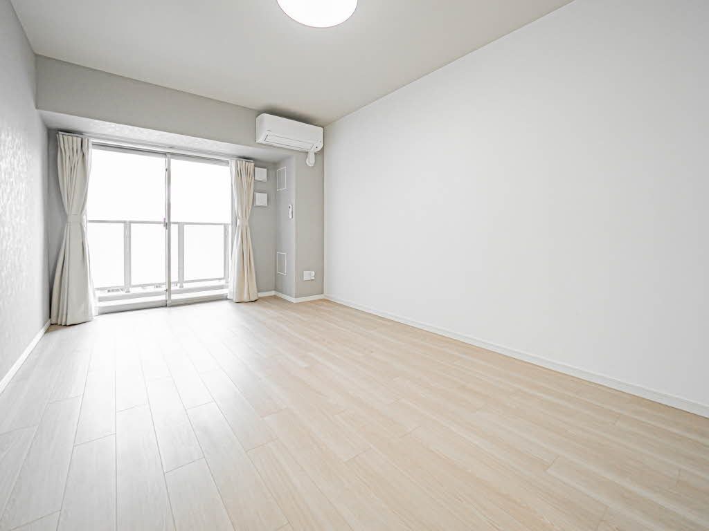 居室・リビング　洋室アクセントクロス使用