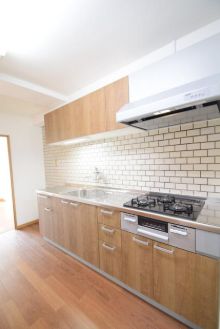 キッチン　３口ガスコンロシステムキッチン