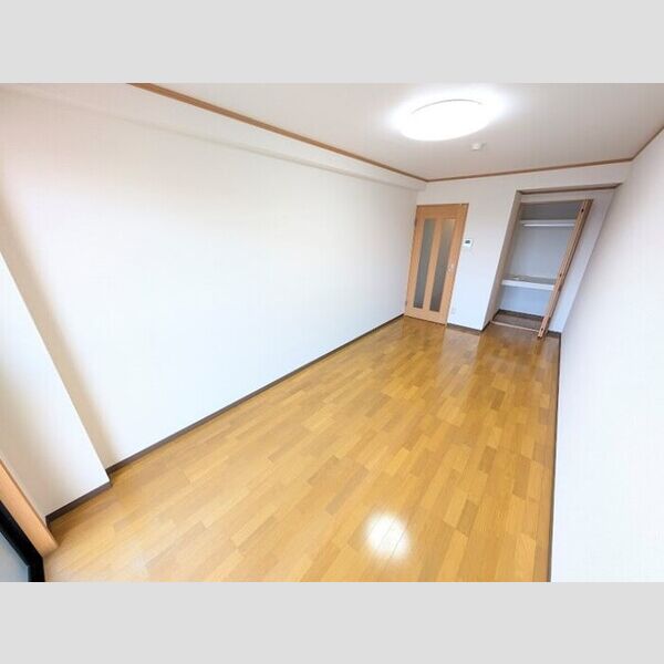 居室・リビング　居室