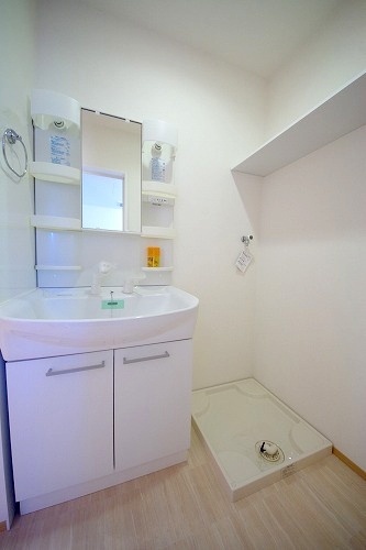 洗面設備　洗髪洗面化粧台