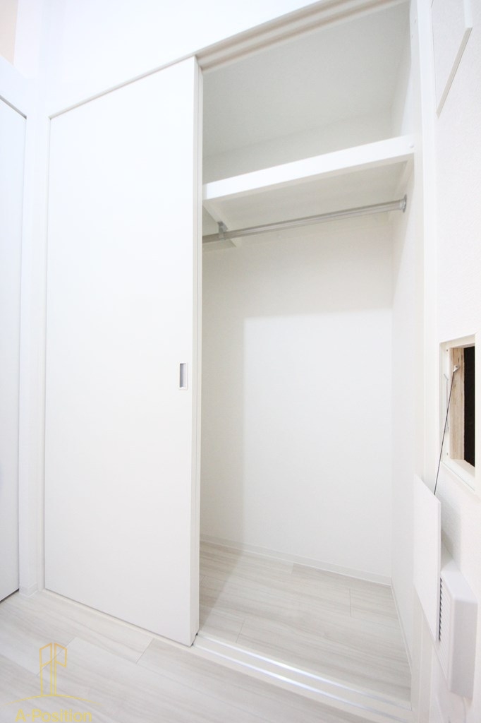 収納　セレニテ中崎町リアン