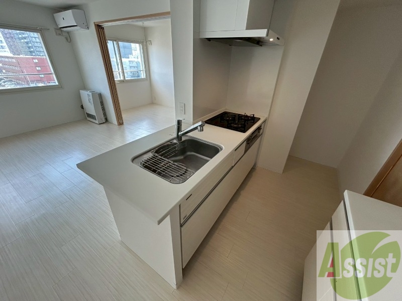 キッチン　システムキッチンなので、すぐお料理に使えます！