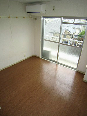 居室・リビング　別室参照