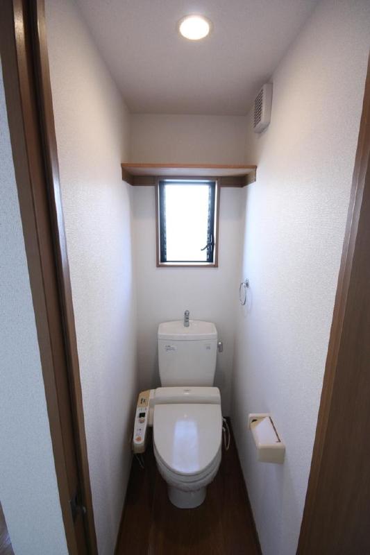 トイレ　コンパクトで使いやすいトイレです