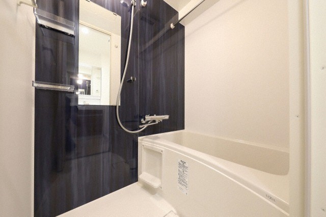 バス・シャワールーム　バス・シャワールーム