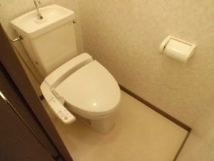 トイレ　同タイプ内観です