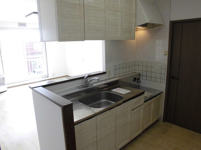 キッチン　同タイプ内観です