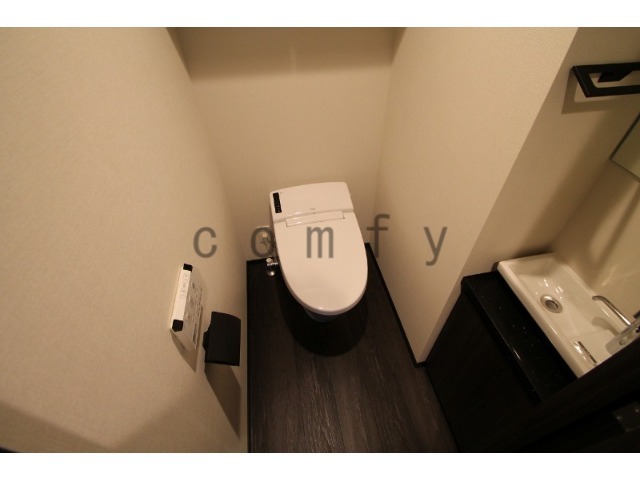 トイレ　ウォシュレット付きトイレ