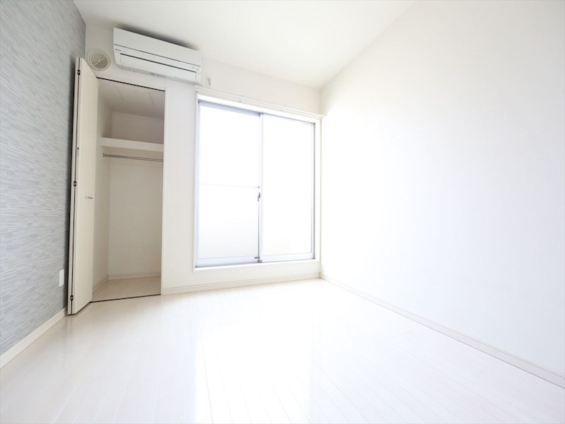 その他部屋・スペース　洋室6.1帖　ロフト6.1帖　クローゼット　エアコン付