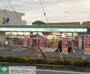 コンビニ　ファミリーマート西亀有二丁目店（コンビニ）まで410m